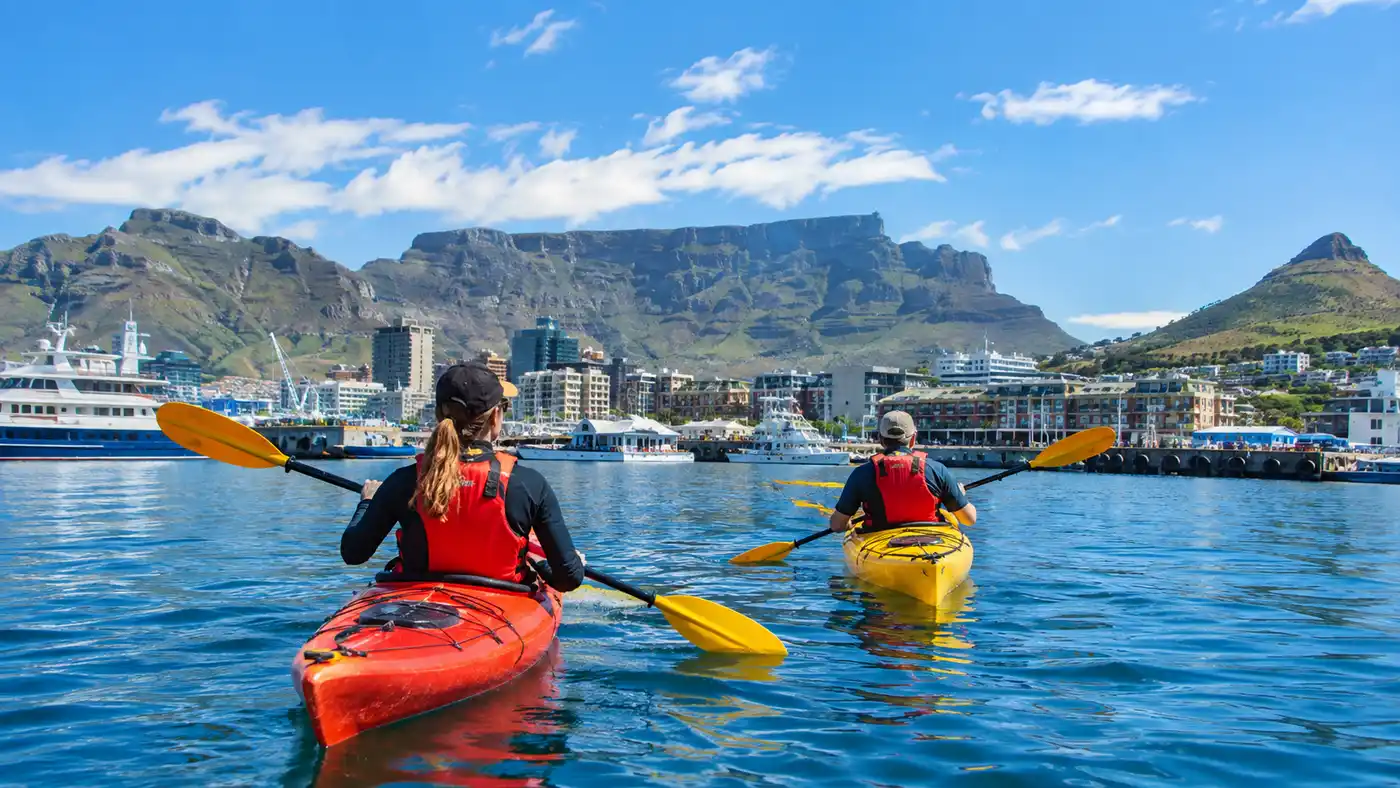 Kajakken in de buurt van de V&A Waterfront: Routes en beperkingen